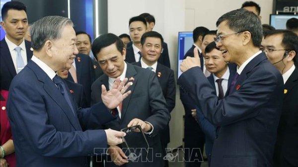 Tổng Bí thư, Chủ tịch nước Tô Lâm thăm Trung tâm Hợp tác đổi mới trí tuệ nhân tạo Trung Quốc – ASEAN