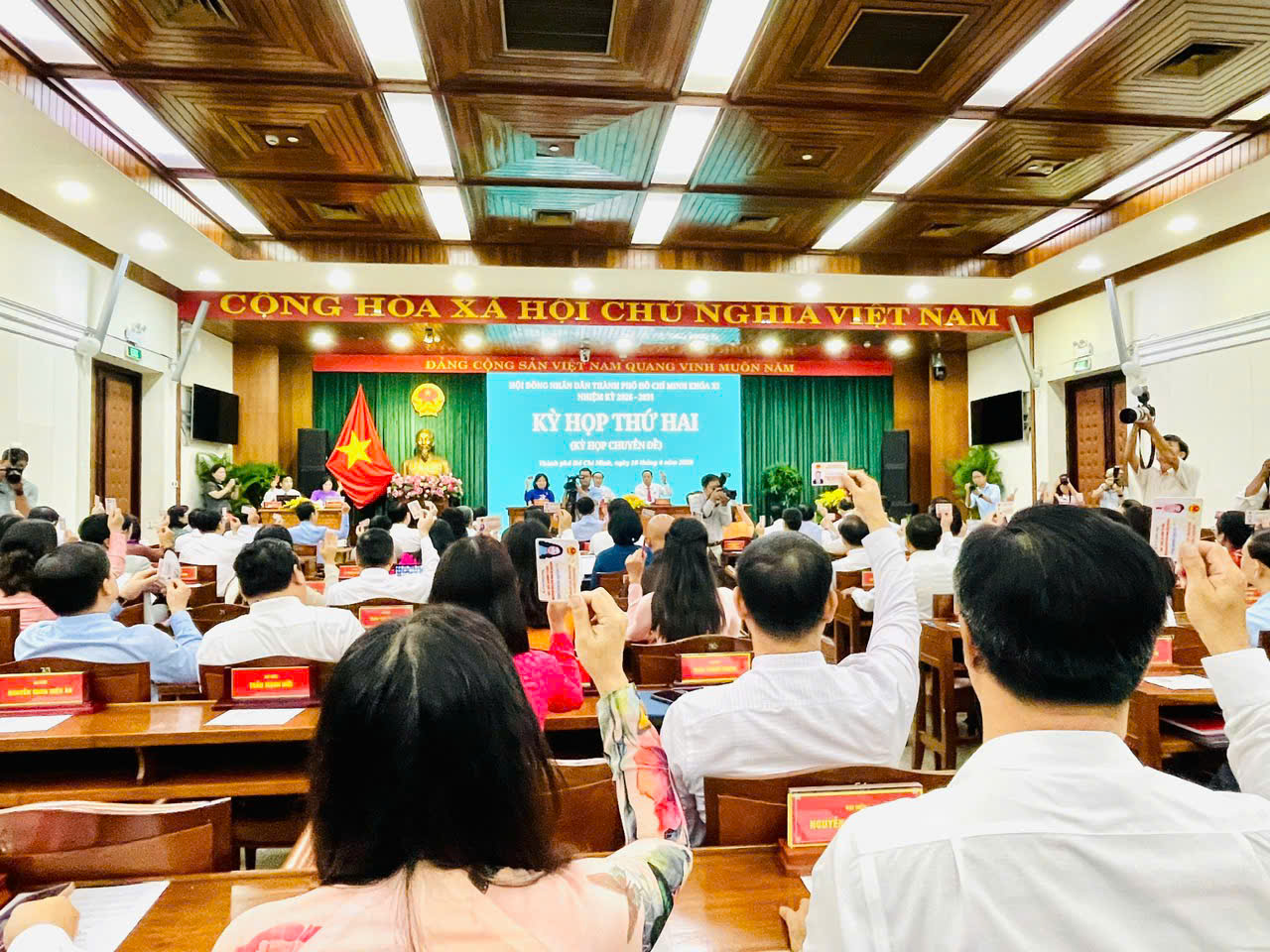 Các đại biểu tham dự kỳ họp - Ảnh: Châu Vũ/Cổng thông tin điện tử HĐND TP. Hồ Chí Minh