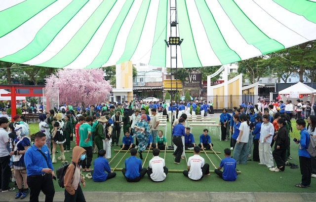 Ngày hội Văn hóa Việt - Nhật và Ngày hội việc làm Nhật Bản tại Đại học Đông Á.