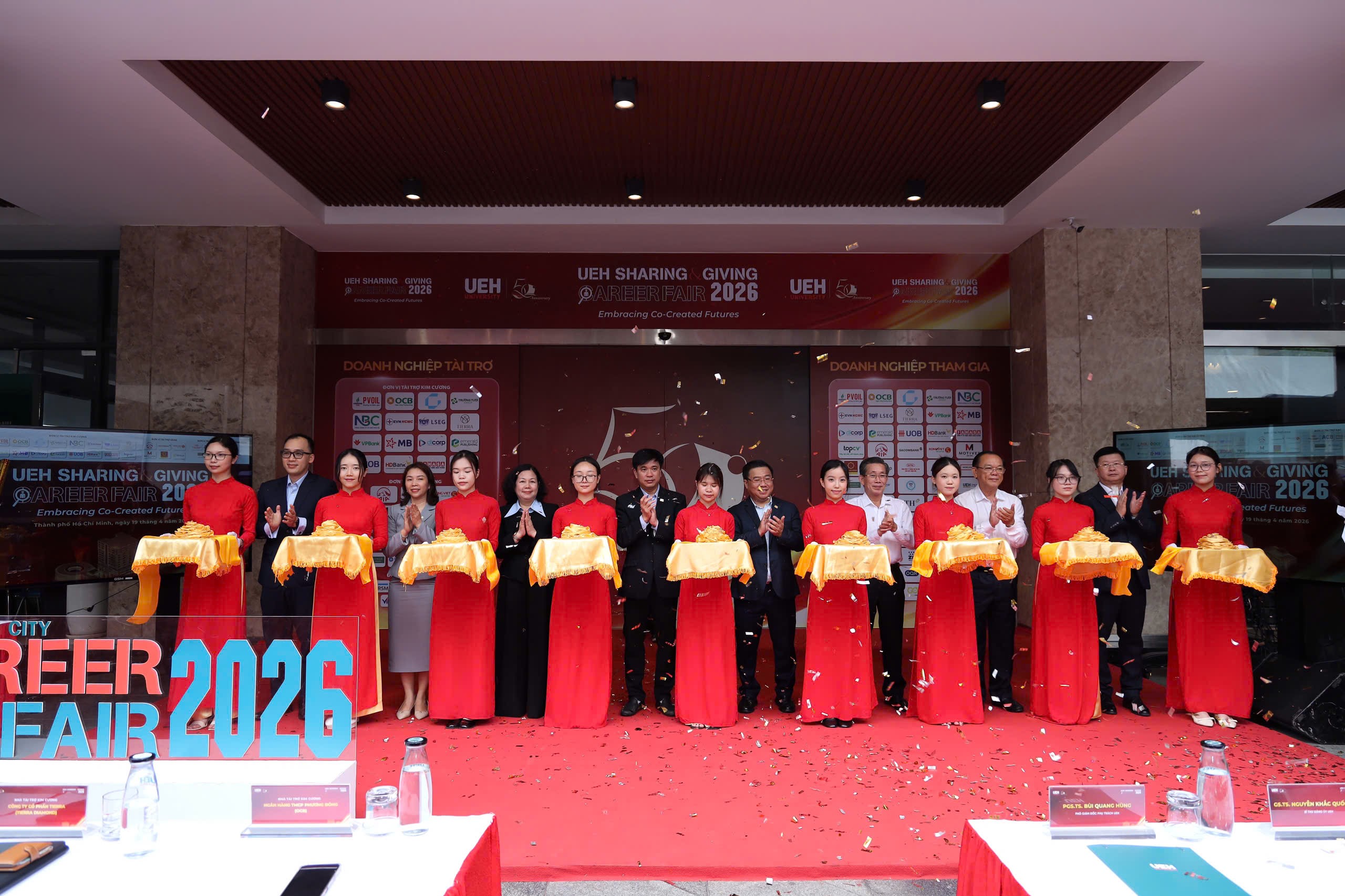 Sáng 19/4, khai mạc Ngày hội Thực tập và Việc làm TP. Hồ Chí Minh - Career Fair 2026 là một trong những điểm nhấn của chuỗi sự kiện 