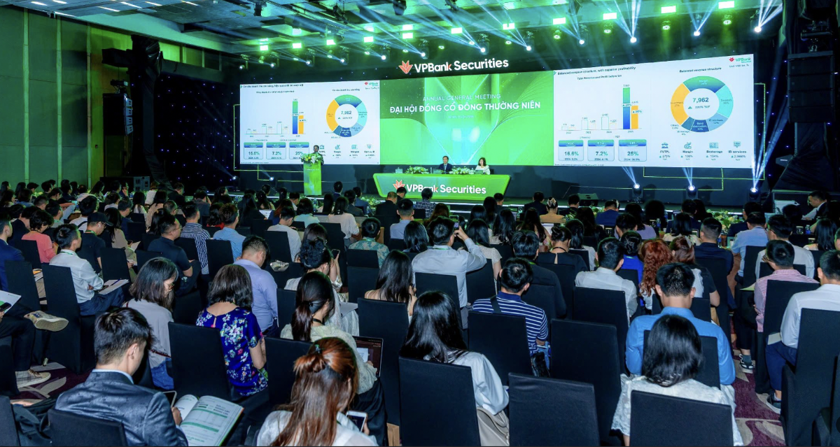 Chiều 20/4, Công ty Chứng khoán VPBank họp Đại hội cổ đông thường niên tại Hà Nội. 