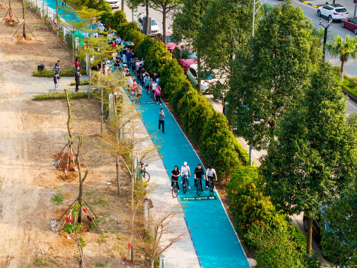 Diện mạo Nam An Khánh thay đổi sau khi được nâng cấp hạ tầng đồng bộ và trồng mới hàng chục nghìn cây xanh.&nbsp;Ảnh:&nbsp;SJ Group.