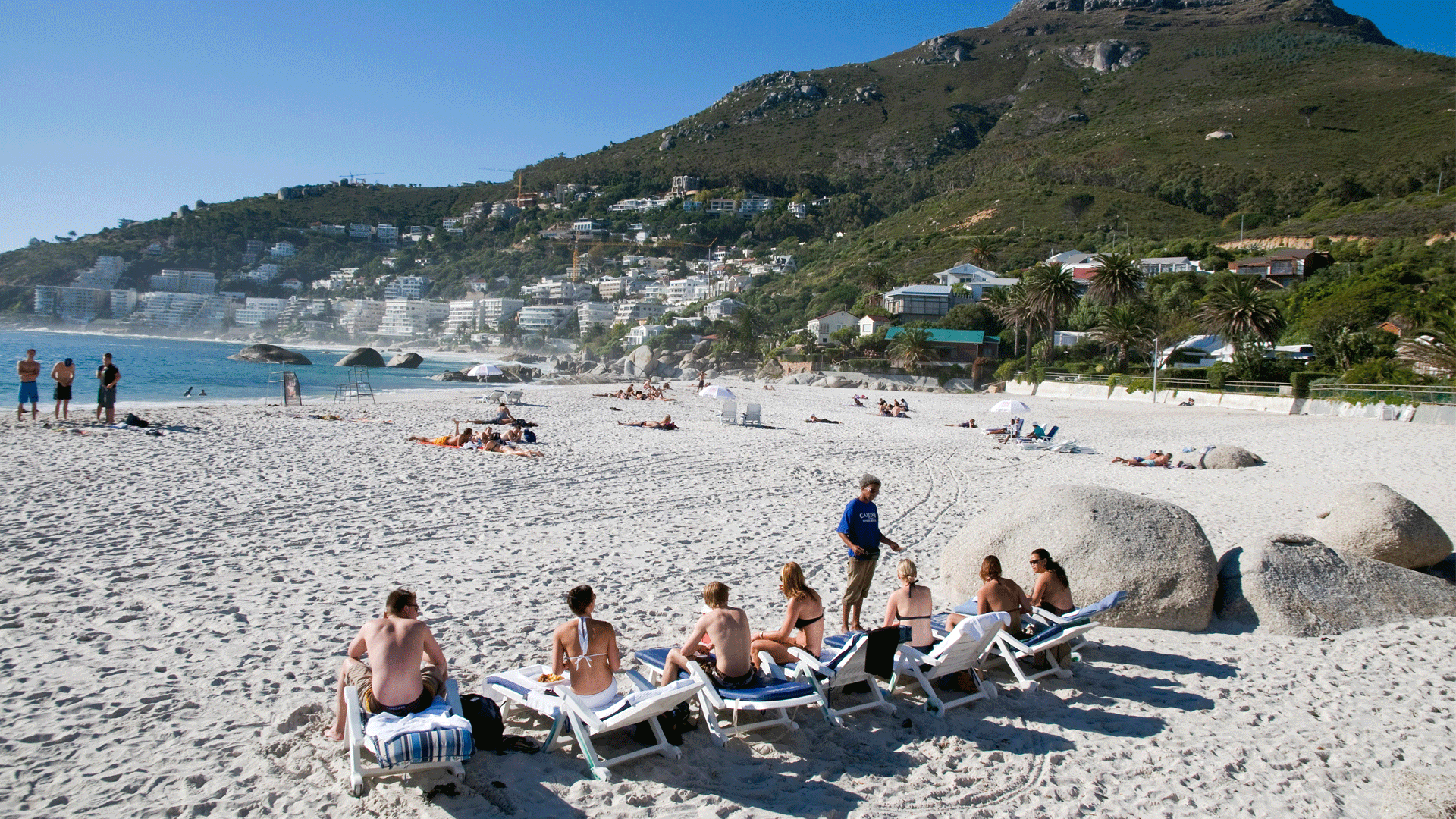 Các doanh nghiệp du lịch tại Cape Town nhanh chóng hứng chịu tác động tiêu cực từ khủng hoảng.