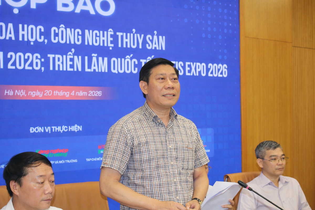 Ông Nguyễn Quang Hùng, Phó Cục trưởng Cục Thủy sản và Kiểm ngư.