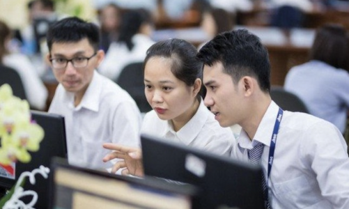 Tự doanh bất ngờ mua ròng 1.000 tỷ 