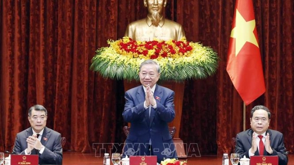 Đại biểu Quốc hội dân tộc thiểu số phải đưa chính sách đi đến cùng trong thực tiễn