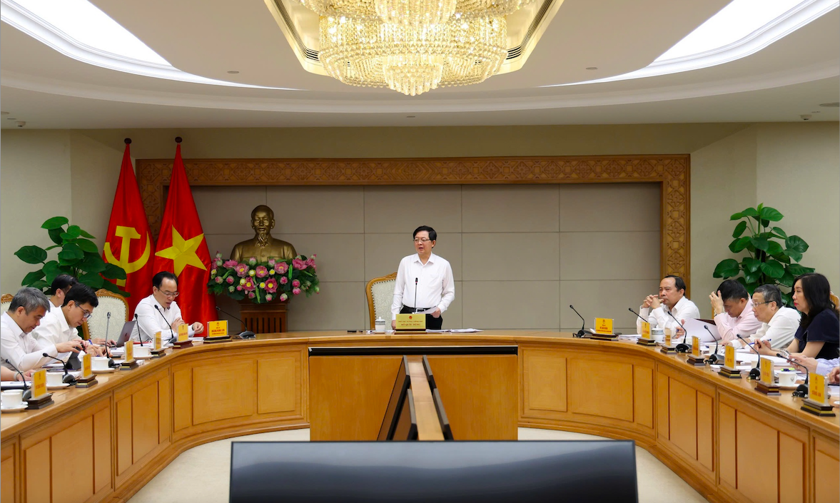 Phó Thủ tướng Hồ Quốc Dũng chủ trì họp về tình hình triển khai danh mục công nghệ chiến lược (CNCL) và sản phẩm CNCL - Ảnh: VGP.