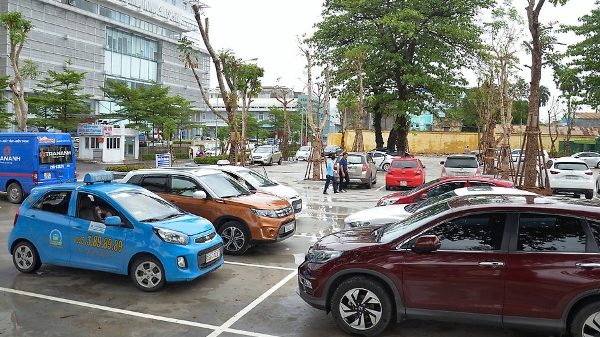 Hải Phòng dự kiến xoá bỏ mức chênh lệch thu lệ phí trước bạ ô tô giữa khu vực phía Đông và phía Tây từ ngày 1/7/2026.