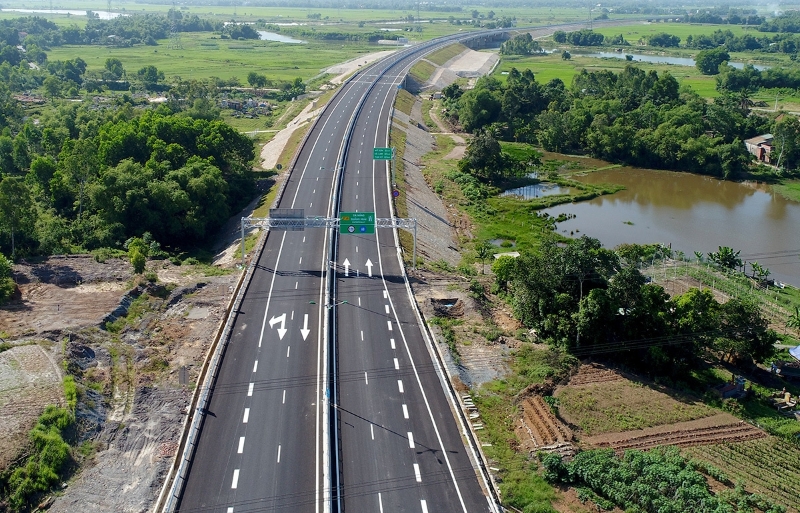 Investment increase for HCM City-Moc Bai Expressway approved