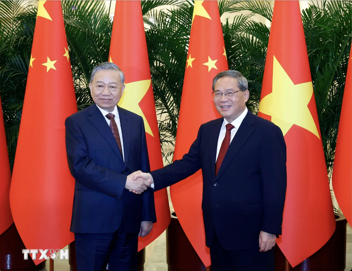 Tổng Bí thư, Chủ tịch nước Tô Lâm hội kiến Thủ tướng Quốc vụ viện Trung Quốc Lý Cường. Ảnh: TTXVN