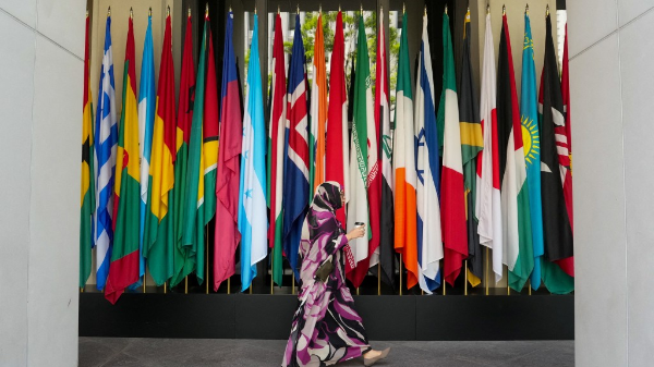 Thế giới phải ngừng trông vào Mỹ để tìm giải pháp xử lý khủng hoảng?