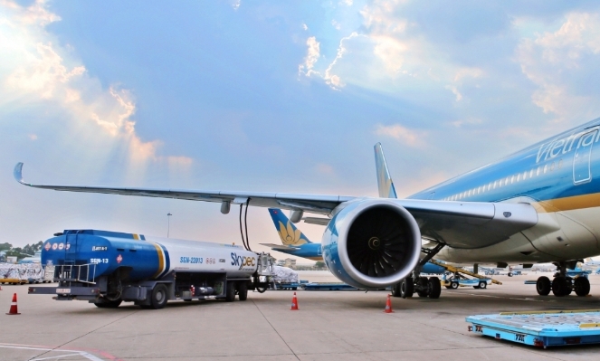 Vietnam proposes China to help ensur stable jet fuel supplies