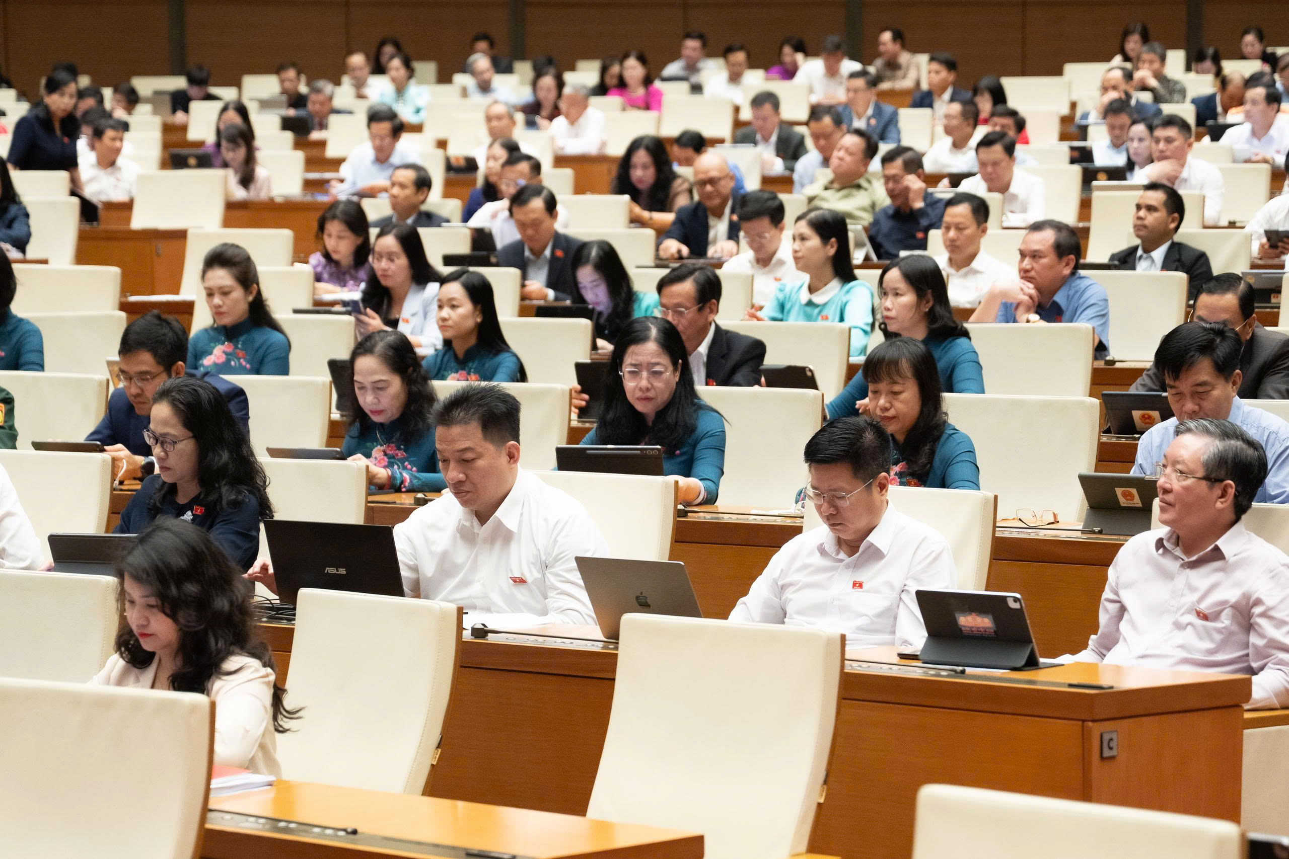 Đại biểu tham dự Phiên họp. Ảnh: Quốc hội.