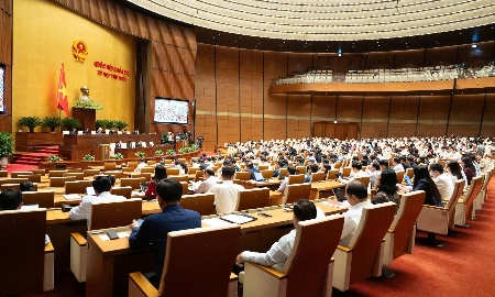 Toàn cảnh phiên họp. Ảnh quochoi.vn