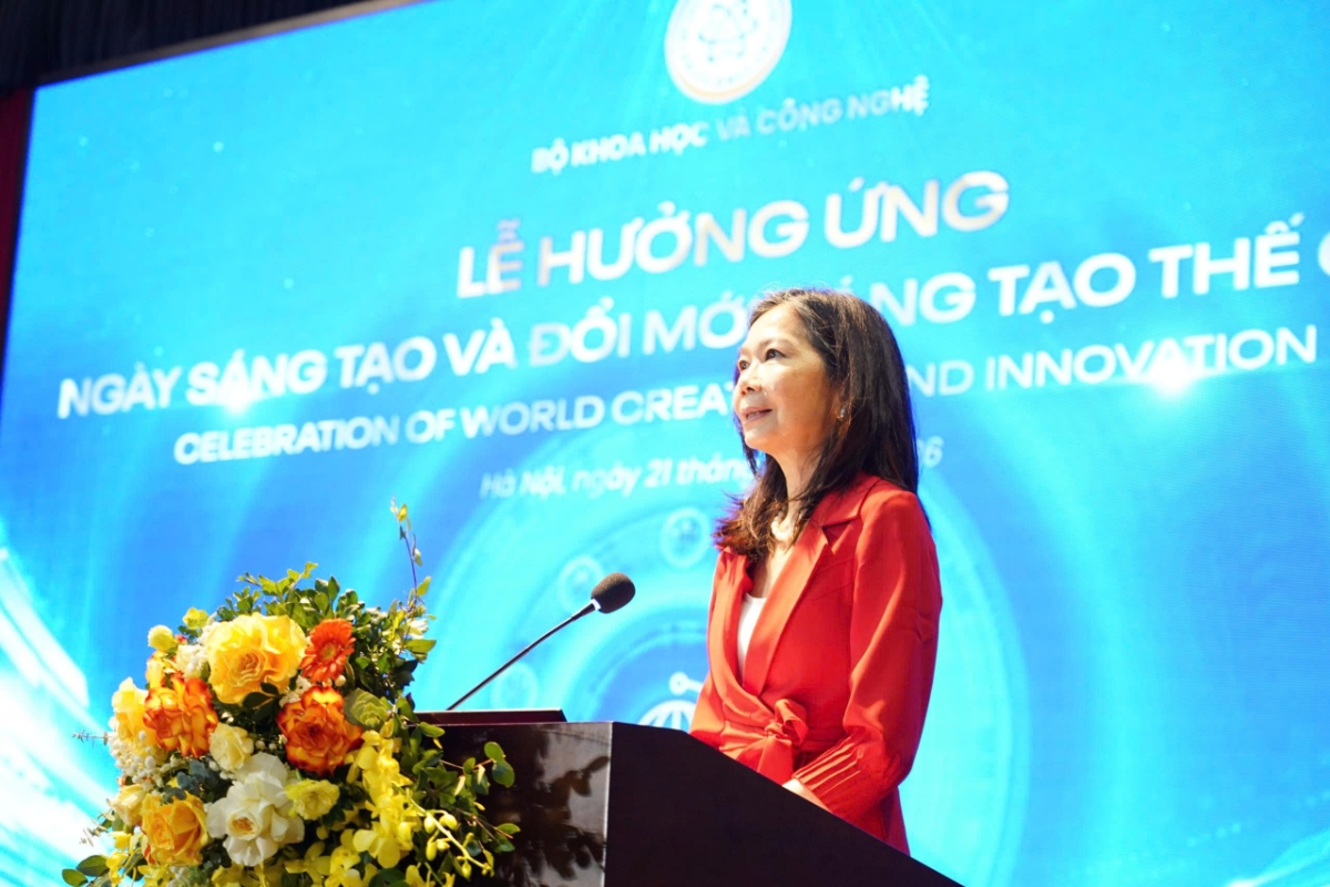 Bà Pauline Tamesis, Điều phối viên thường trú Liên Hợp Quốc tại Việt Nam phát biểu tại buổi Lễ.,&nbsp;