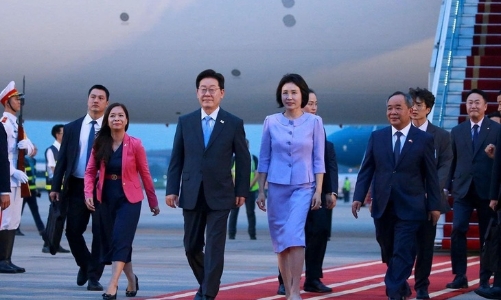 Tổng thống Hàn Quốc Lee Jae Myung và Phu nhân bắt đầu thăm cấp Nhà nước tới Việt Nam