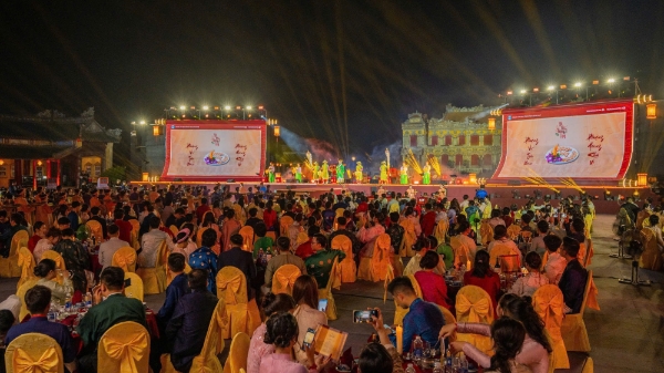 Huế “thắp sáng” di sản, mở rộng không gian kinh tế đêm