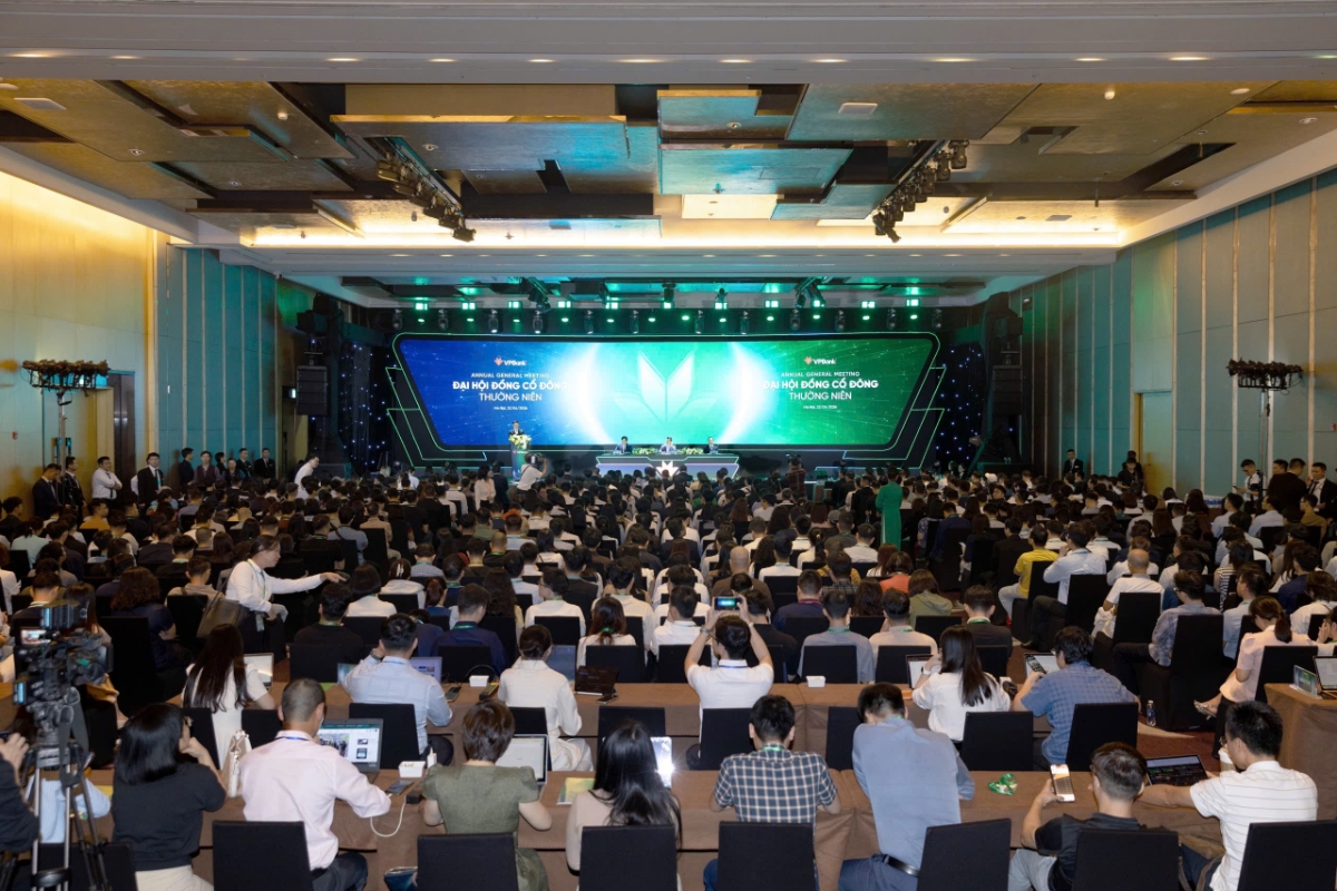 VPBank dự kiến nâng vốn điều lệ từ hơn 79.300 tỷ đồng lên hơn 106.000 tỷ đồng thông qua hai đợt phát hành cổ phiếu.