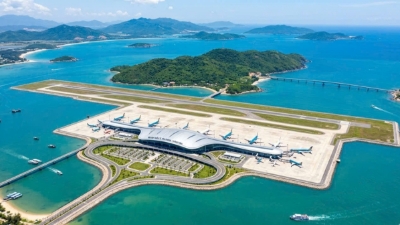 Ministry proposes Vietnam’s first floating airport in Khanh Hoa