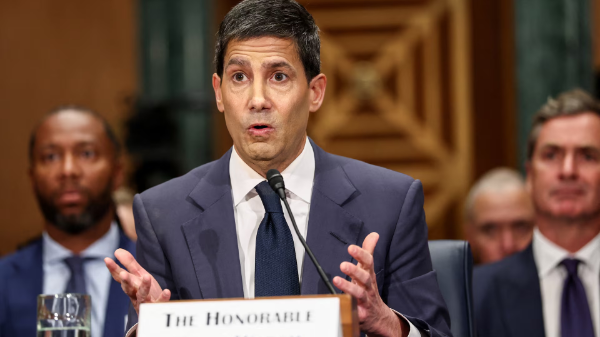 Ứng viên chủ tịch Fed điều trần: Không cam kết hạ lãi suất, muốn cải tổ Fed