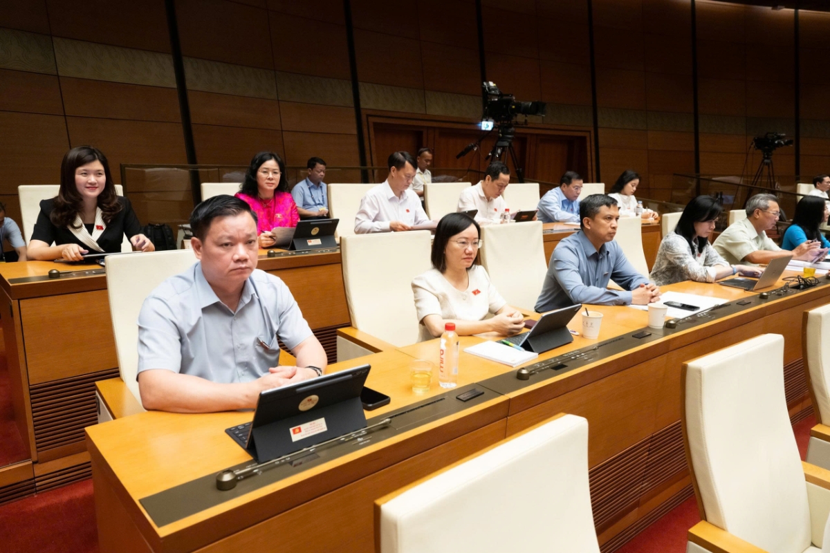 Các đại biểu tham dự phiên&nbsp;thảo luận. Ảnh: Quốc hội.