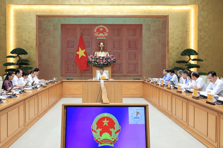 Thủ tướng yêu cầu Bộ Khoa học và Công nghệ phối hợp với Ban Chính sách, chiến lược Trung ương và các cơ quan liên quan xây dựng Nghị quyết về mô hình phát triển đất nước trong giai đoạn mới dựa trên khoa học công nghệ, đổi mới sáng tạo và chuyển đổi số - Ảnh: VGP