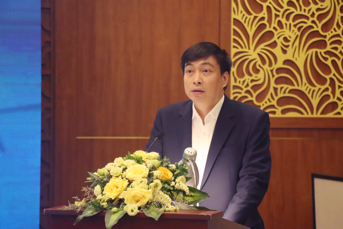 Ông Bùi Nguyễn Anh Tuấn, Phó Cục trưởng Cục Quản lý Phát triển thị trường trong nước phát biểu.