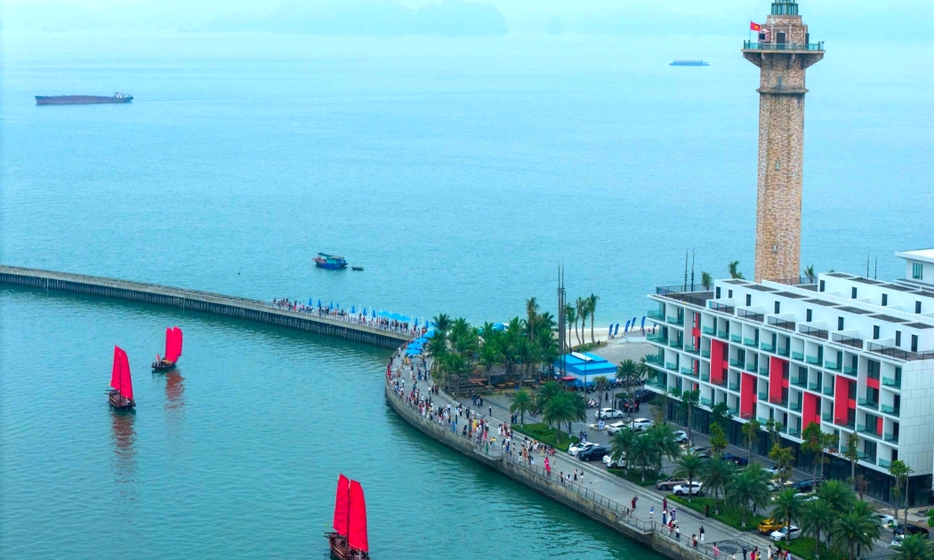 Quảng Ninh đón cao điểm hè bằng hạ tầng du lịch đồng bộ