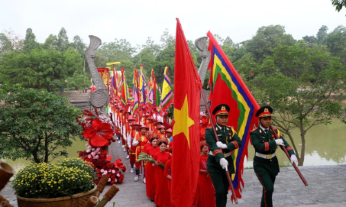 Phú Thọ: Dâng hương tưởng niệm Đức Quốc Tổ Lạc Long Quân và Tổ Mẫu Âu Cơ