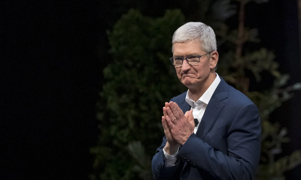 CEO Tim Cook của Apple - Ảnh: Bloomberg.