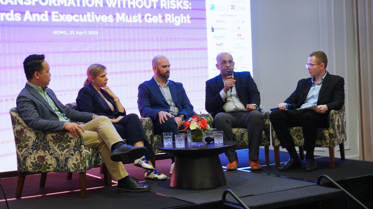 Tọa đàm về quản trị rủi ro trong chuyển đổi số.&nbsp;Ảnh: EmbedIT.