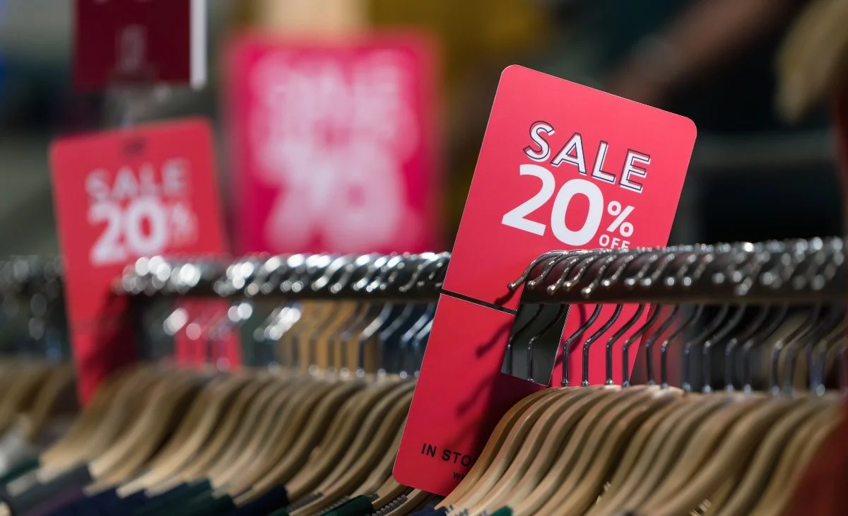 Trong nhiều năm, giảm giá được xem là công cụ hiệu quả nhất để kích cầu tiêu dùng