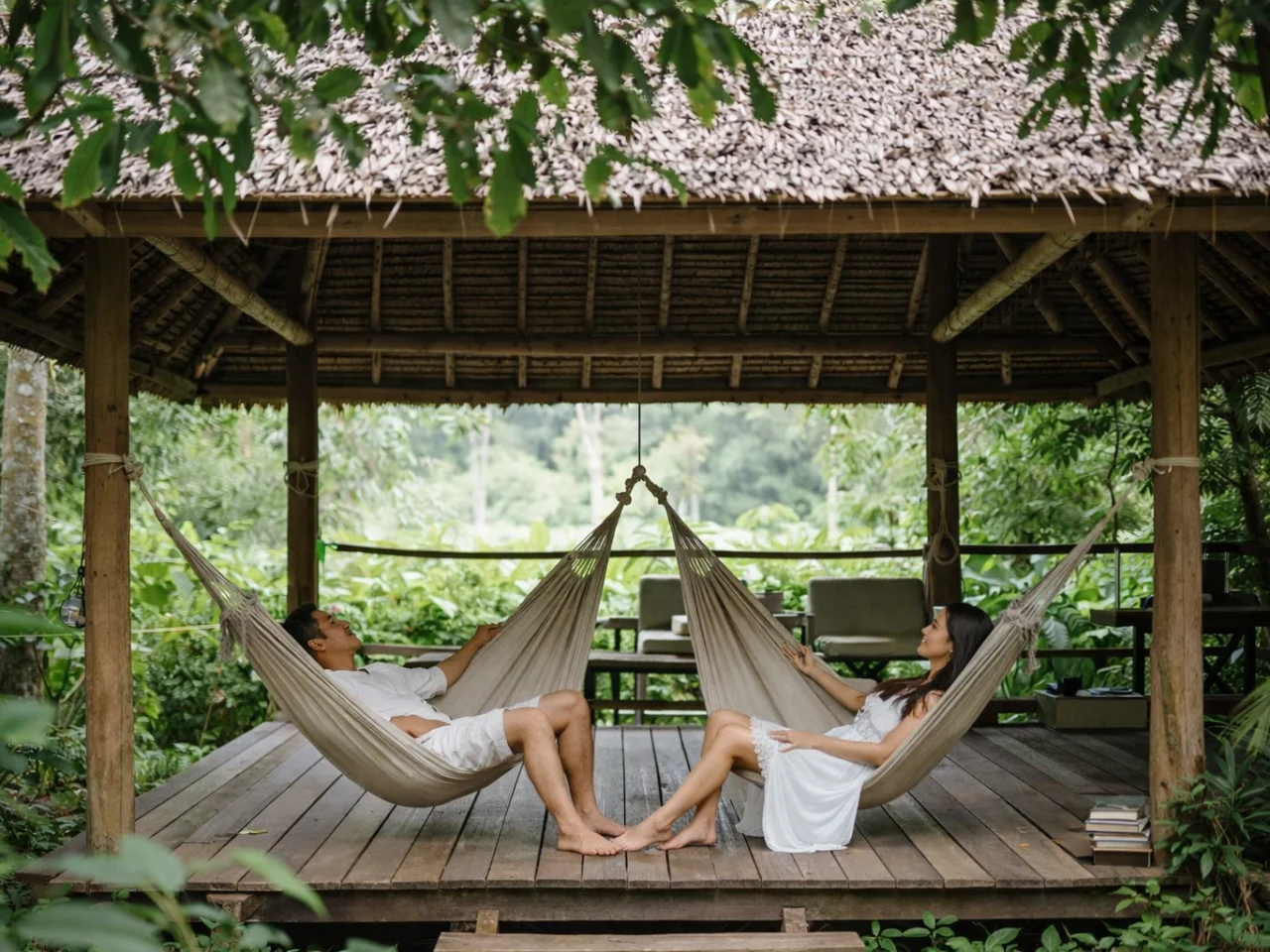 77% người trẻ Thái Lan cho biết mục đích chính của việc đi du lịch là để thư giãn, giảm căng thẳng.