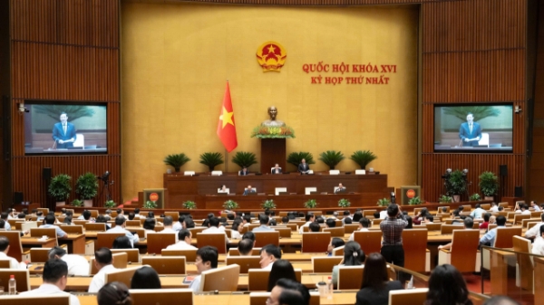 Sửa 4 luật thuế: Nới thẩm quyền điều hành, gia hạn ưu đãi xe điện đến 2030