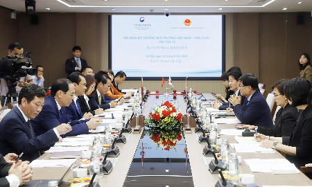 Hội nghị Bộ trưởng Môi trường Việt Nam - Hàn Quốc lần thứ 17 diễn ra tại trụ sở Bộ Nông nghiệp và Môi trường. Ảnh: mae.gov.vn