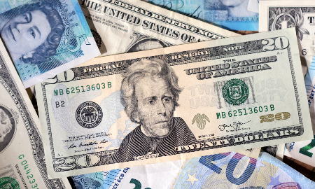 Giới đầu tư giảm đặt cược vào khả năng tăng giá của USD