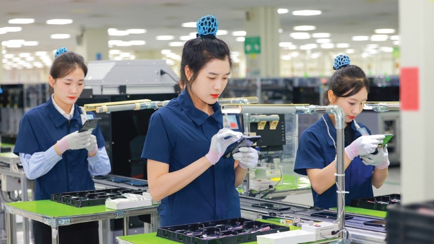 Continued confidence from foreign investors