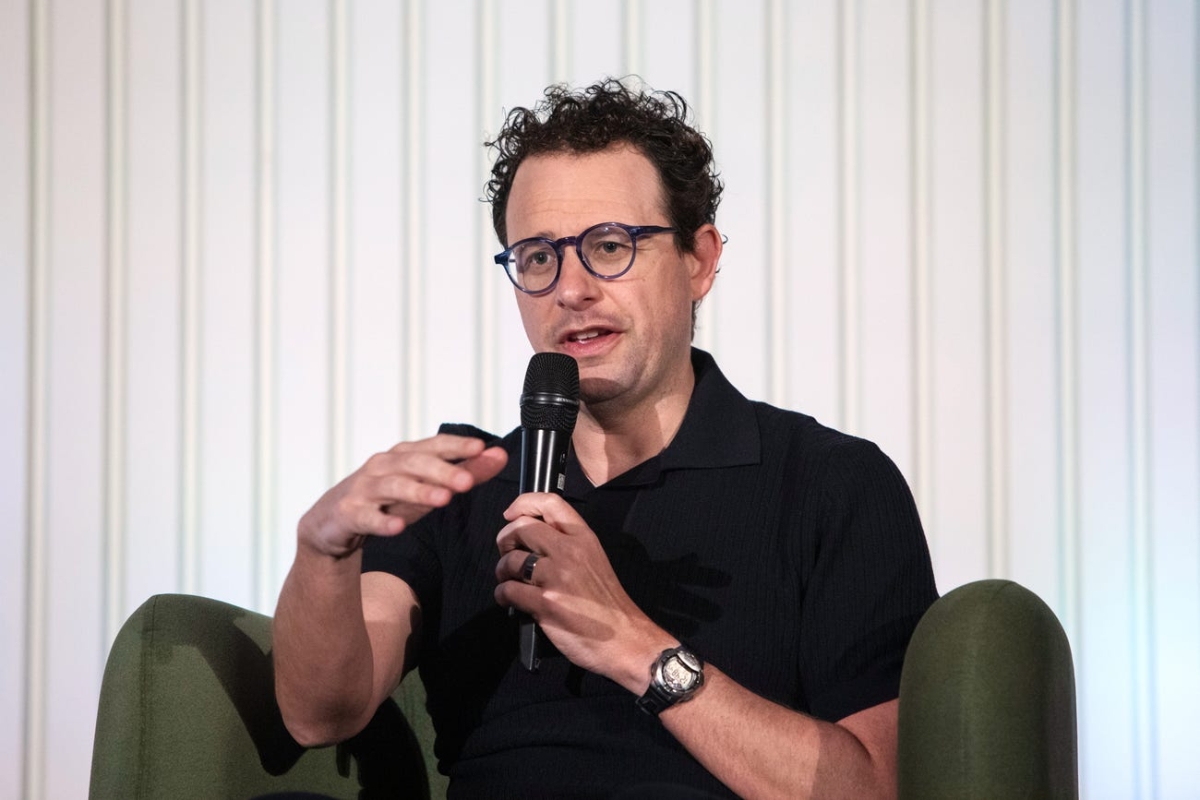 Dario Amodei là đồng sáng lập kiêm CEO của Anthropic.