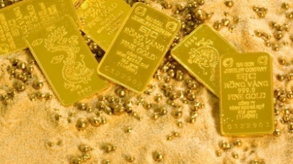 Domestic gold prices drop four days in a row