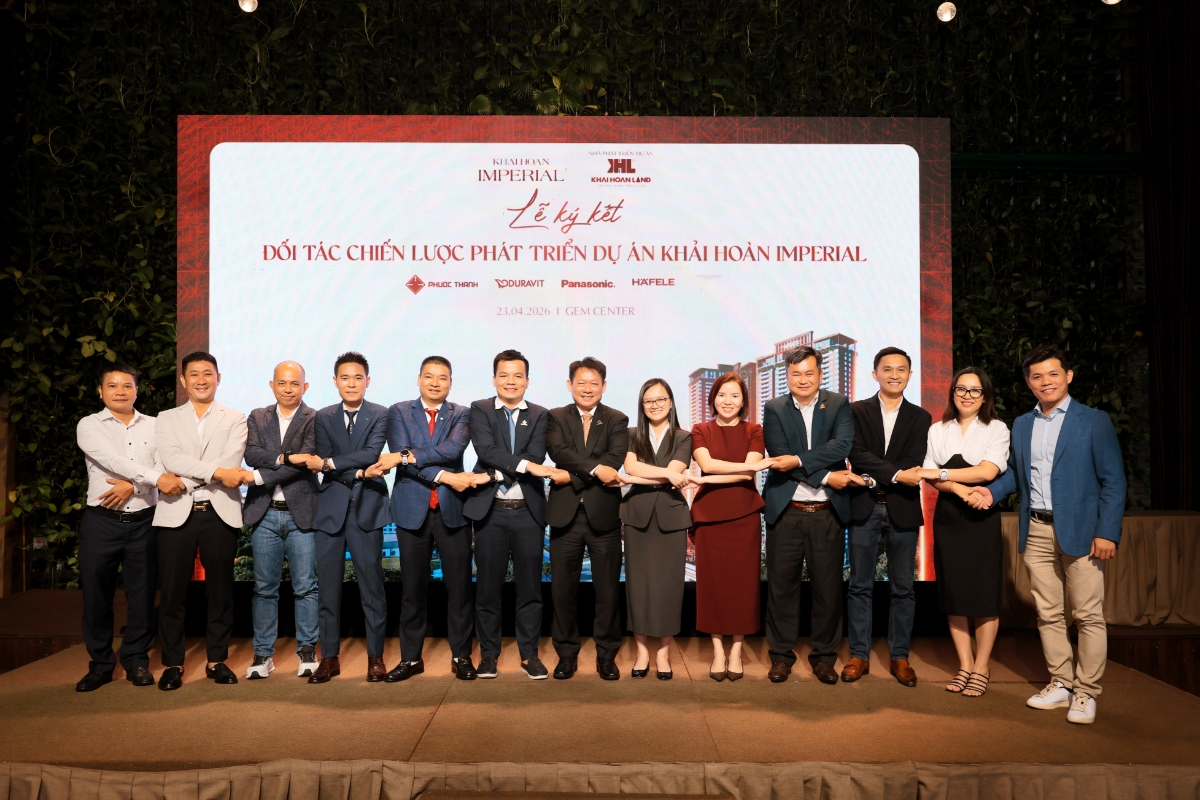 Khải Hoàn Land chính thức ký kết chiến lược cùng nhà thầu Phước Thành và các thương hiệu quốc tế như Duravit, Panasonic, Hafele, Grohe. Ảnh: Khải Hoàn Land.