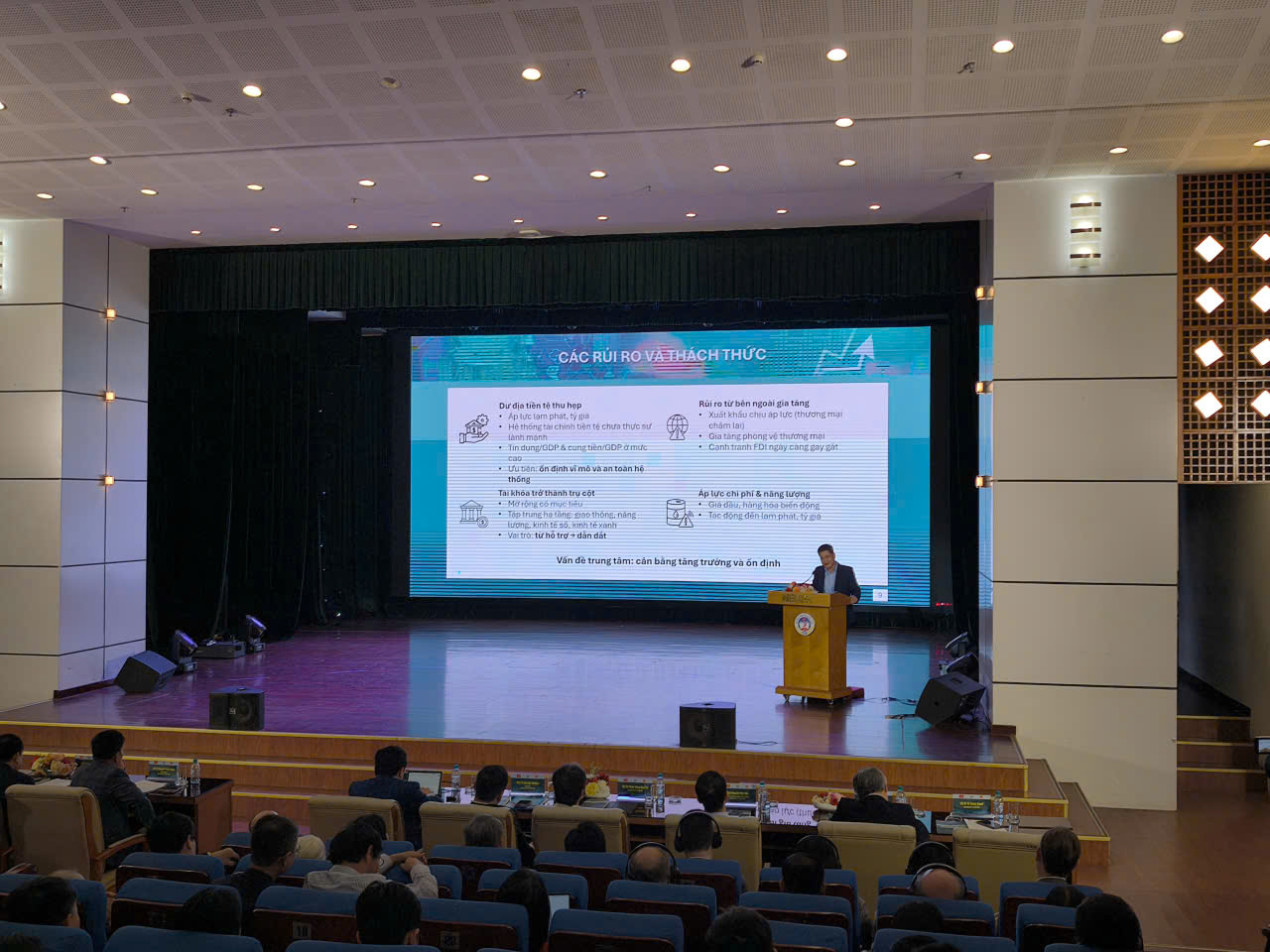 Toàn cảnh hội thảo.