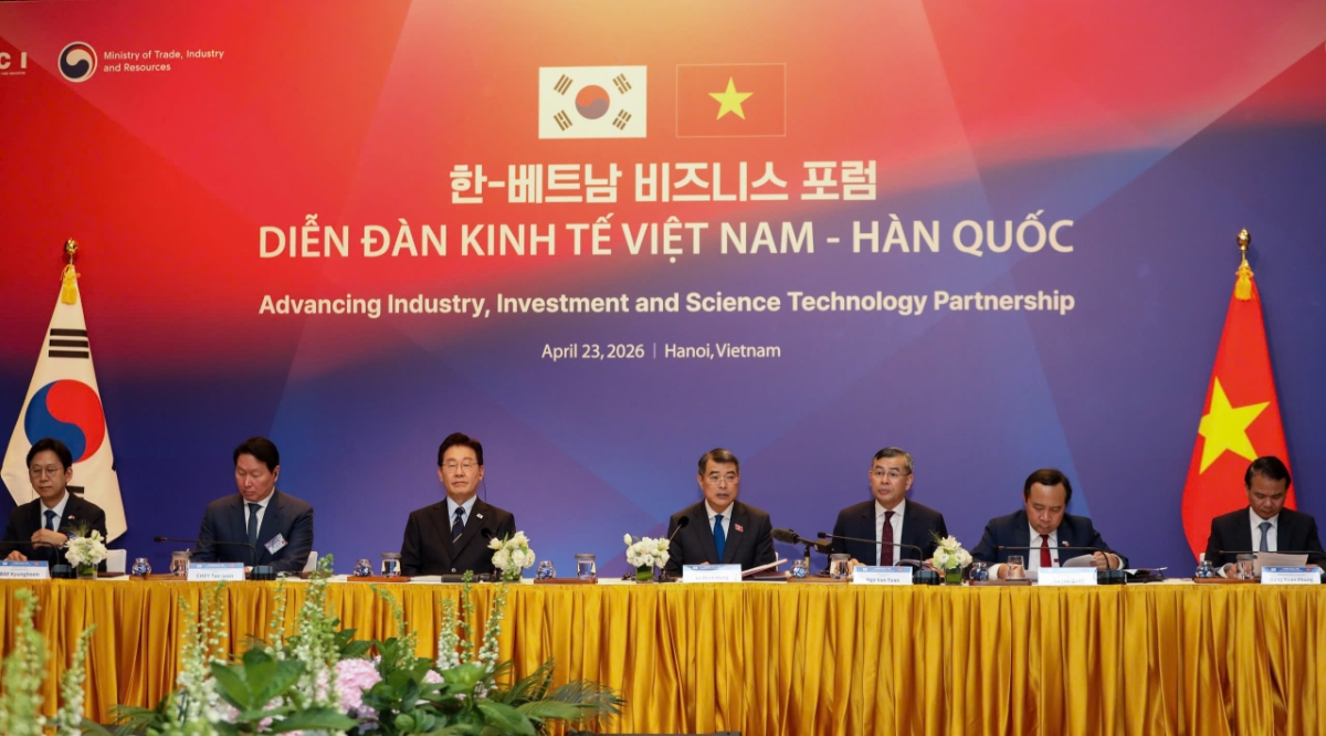 Thủ tướng Lê Minh Hưng và Tổng thống Hàn Quốc Lee Jae Myung dự Toạ đàm bàn tròn về hợp tác kinh tế, thương mại, đầu tư Việt Nam - Hàn Quốc. Ảnh: Việt Dũng.