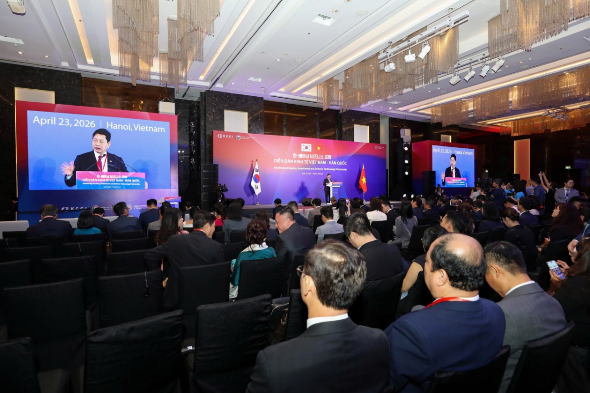 Ông Trường Gia Bình, Chủ tịch FPT chia sẻ tại Diễn đàn: 