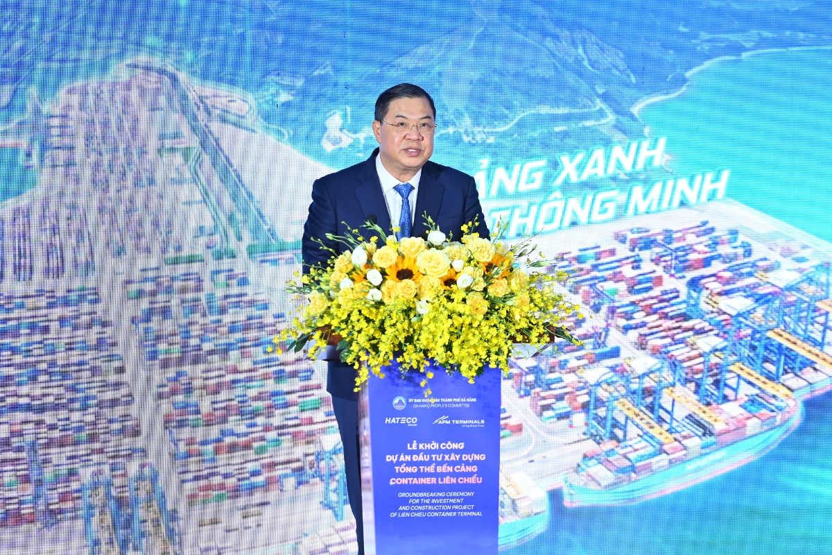 Phó Thủ tướng thường trực Chính phủ Phạm Gia Túc phát biểu chỉ đạo - Ảnh: Quang Hiếu