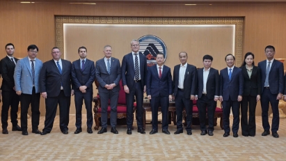 Global logistics giant pledges to transform Da Nang into a regional transshipment hub