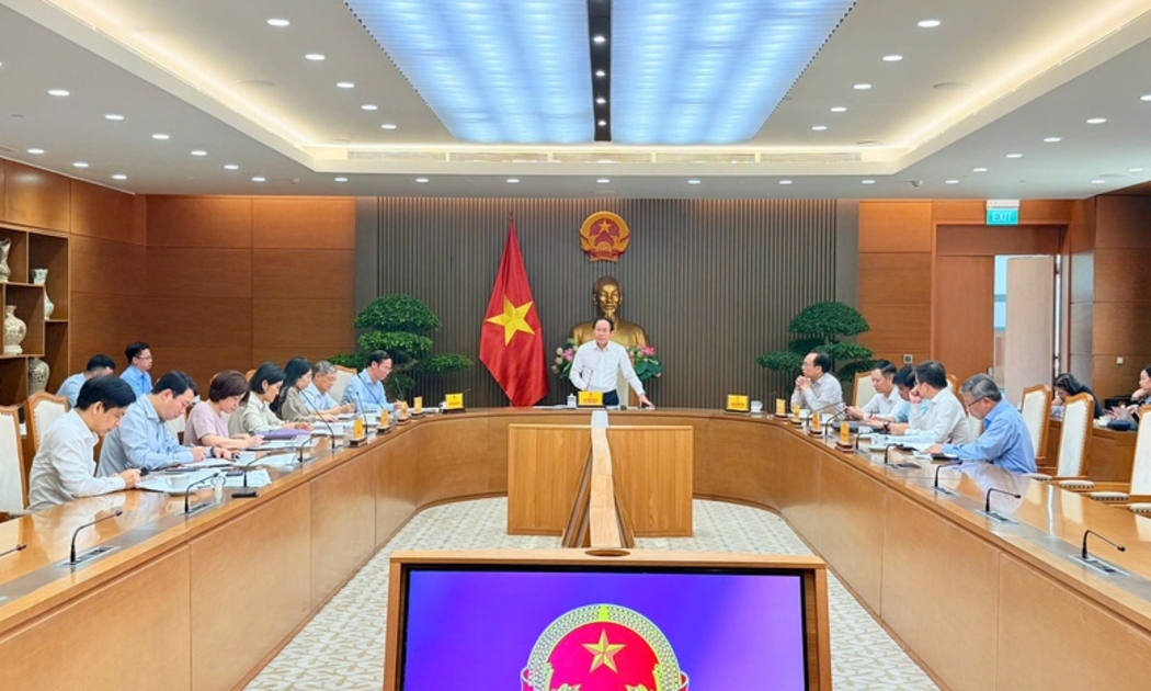 Phó Thủ tướng Chính phủ Lê Tiến Châu chủ trì cuộc họp với Bộ Giáo dục và Đào tạo