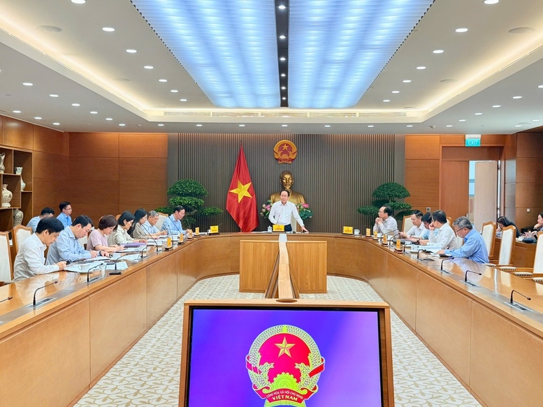 Phó Thủ tướng Chính phủ Lê Tiến Châu chủ trì cuộc họp với Bộ Giáo dục và Đào tạo