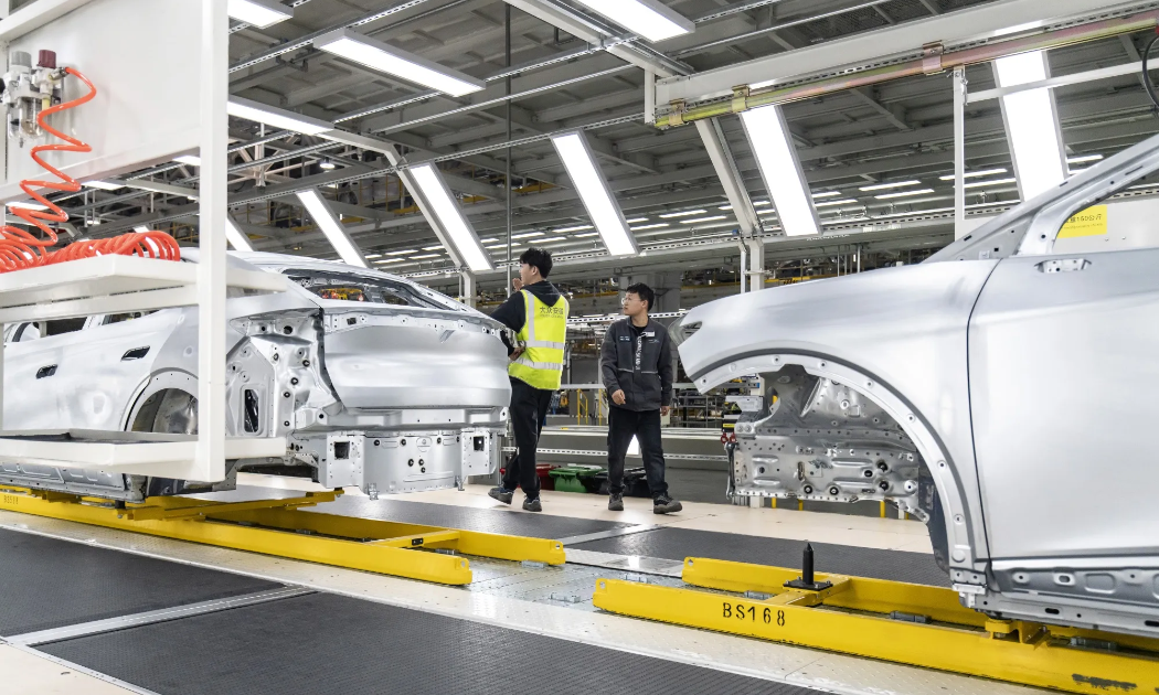 Trung Quốc cảnh báo châu Âu về dự luật củng cố sức mạnh công nghiệp