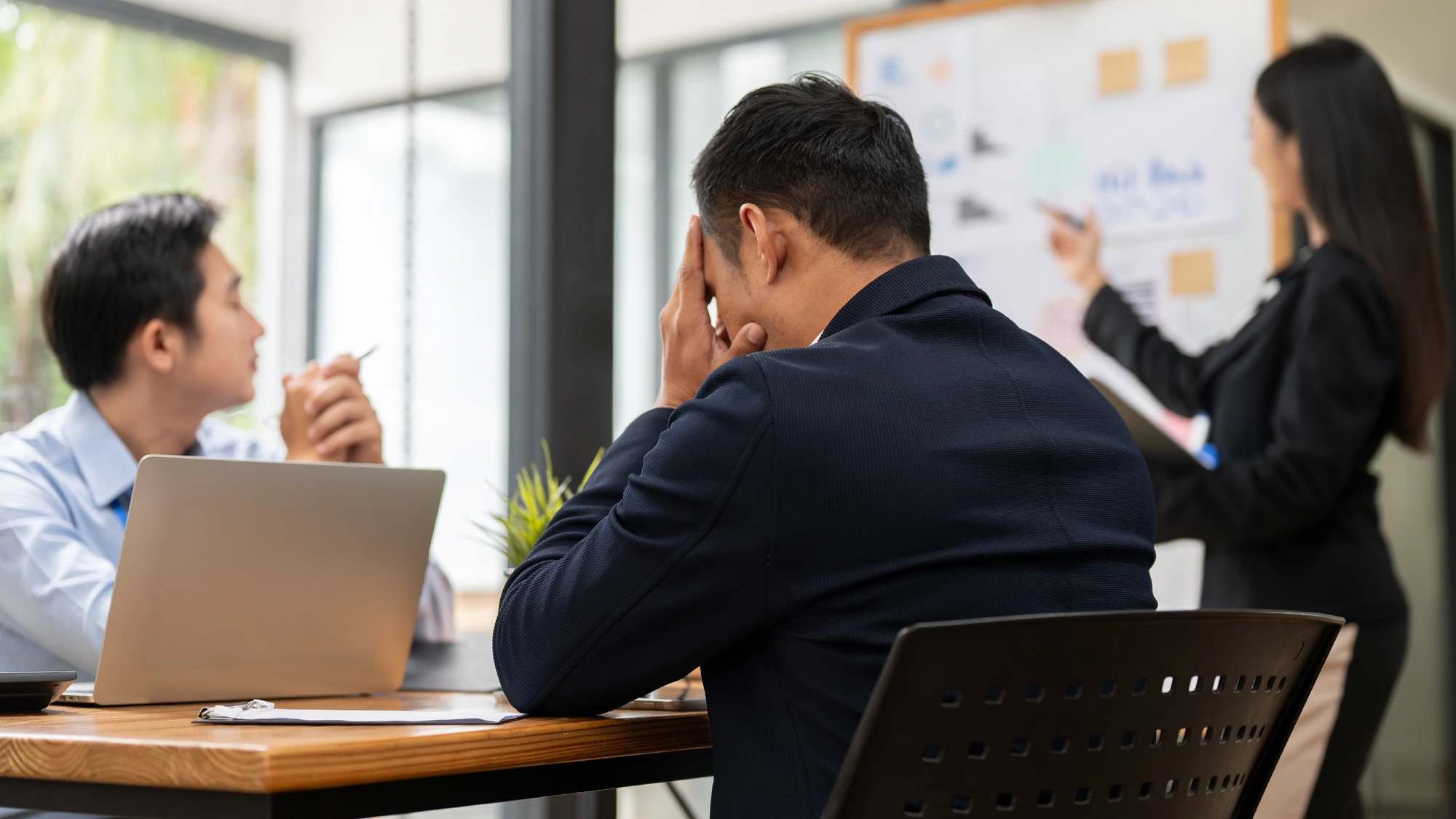 Môi giới bất động sản: Thách thức và chuyển mình giữa công nghệ