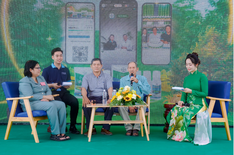 The “Bayer Supporting Farmers for Sustainable Agriculture” program in Lai Vung, Dong Thap.